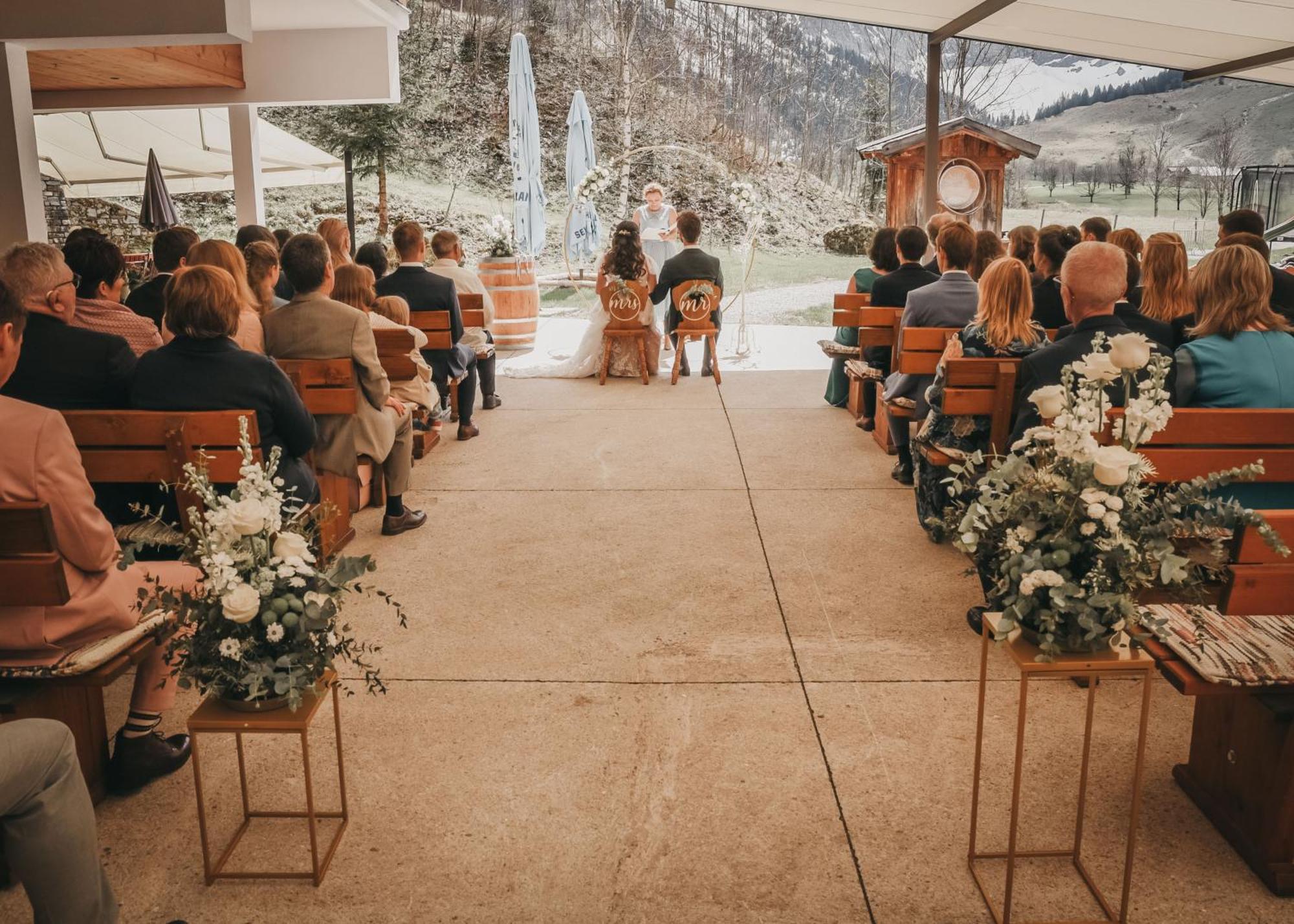 Das Naturhotel Die Eng Hinterriss Bagian luar foto