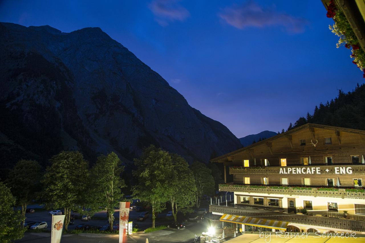 Das Naturhotel Die Eng Hinterriss Bagian luar foto