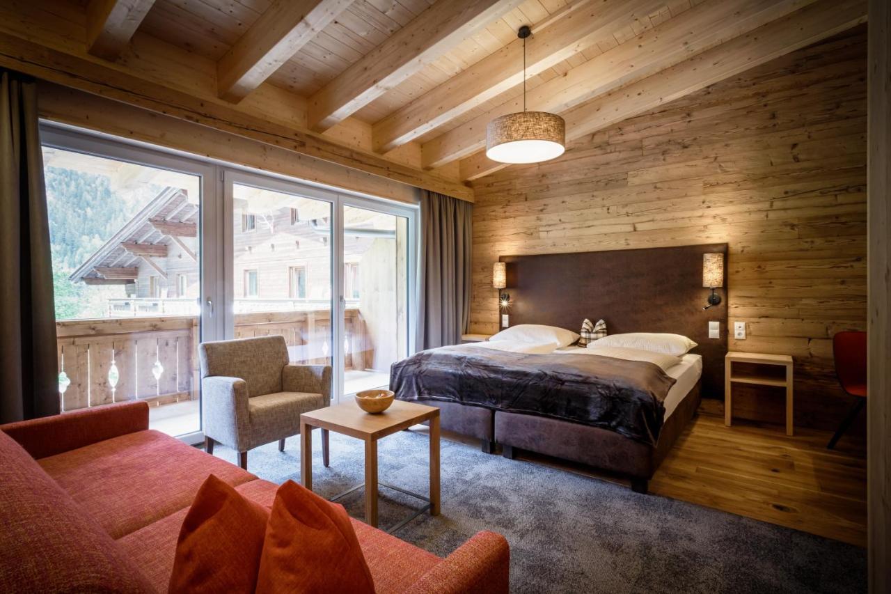 Das Naturhotel Die Eng Hinterriss Bagian luar foto